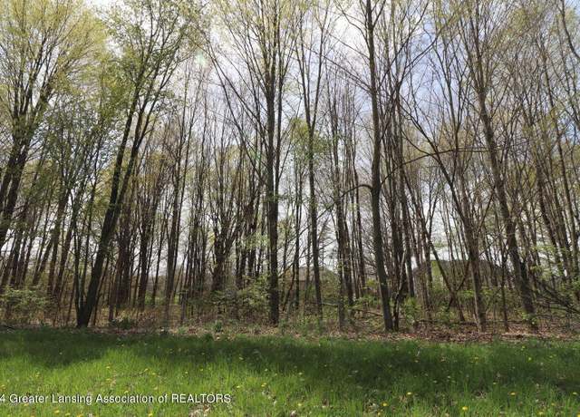 Property at 2645 Navigator Ln, Lansing, MI 48911