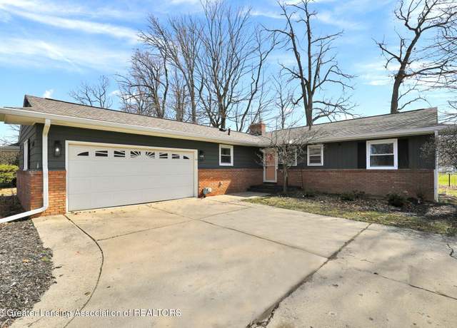 Property at 2831 Woodview Dr, Lansing, MI 48911, 3 beds, 1.5 baths