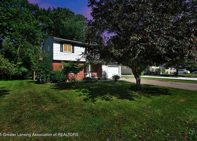 Property at 2144 Meadowlawn Dr, Holt, MI 48842, 3 beds, 1.5 baths