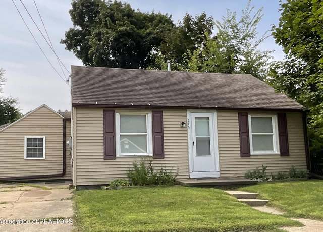 Property at 215 W 1st St, Charlotte, MI 48813, 2 beds, 1 bath