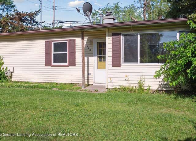 Property at 1020 Belaire Ave, Lansing, MI 48910, 3 beds, 1 bath