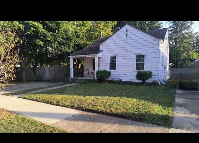Property at 1117 Woodbine Ave, Lansing, MI 48910, 3 beds, 1.5 baths