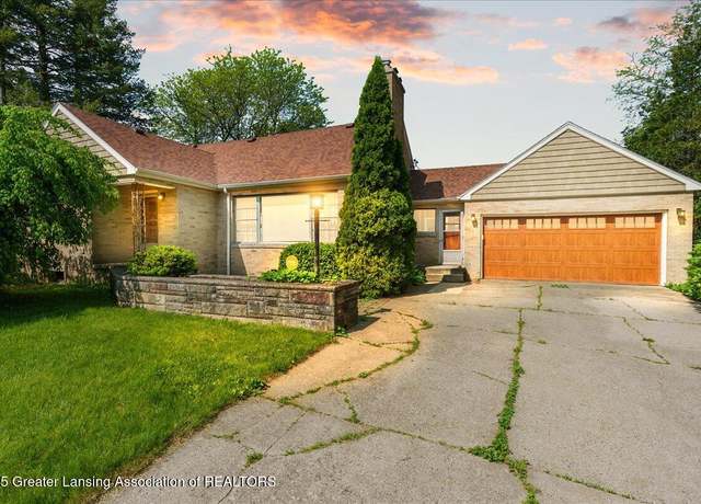 Property at 224 S Grace St, Lansing, MI 48917, 4 beds, 1.5 baths