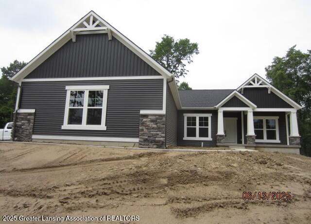 Property at 5336 W Stoll Rd, Lansing, MI 48906, 3 beds, 2.5 baths