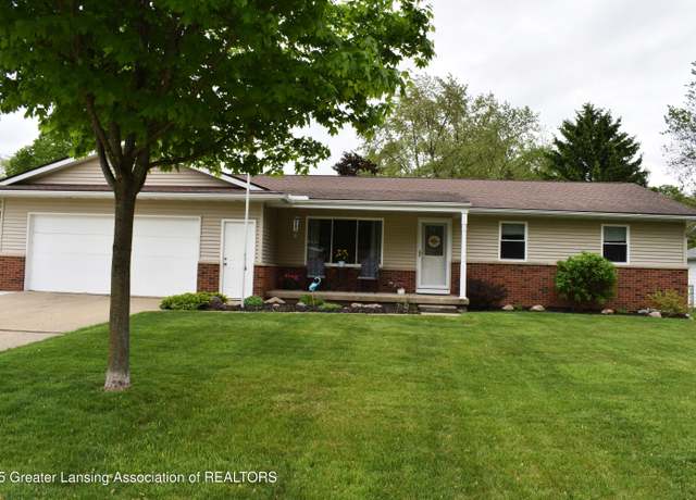 Property at 616 Warren Ave, Flushing, MI 48433, 3 beds, 2.5 baths