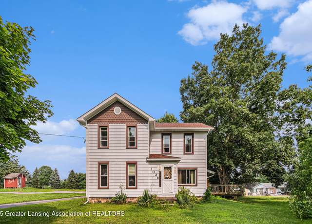 Property at 1028 Hagadorn Rd, Mason, MI 48854, 5 beds, 2.5 baths