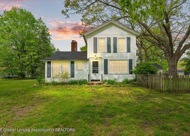 Property at 1209 Chester St, Eaton Rapids, MI 48827, 2 beds, 1.5 baths
