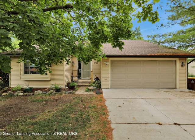 Property at 5420 Park Lake Rd, East Lansing, MI 48823, 3 beds, 2.5 baths