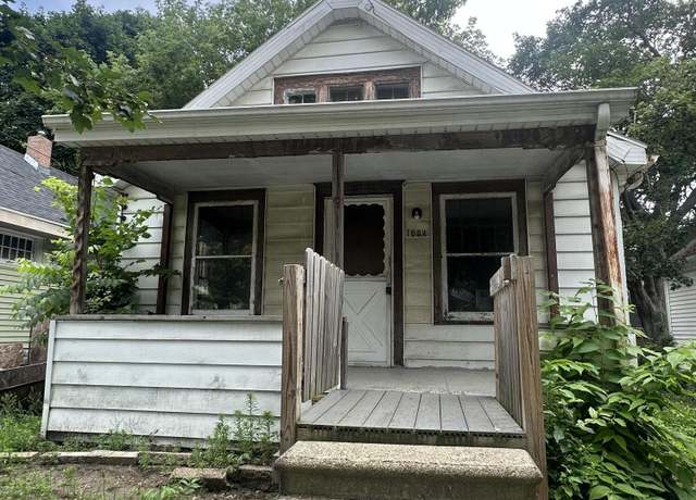 Property at 1004 Mccullough St, Lansing, MI 48912, 2 beds, 1 bath