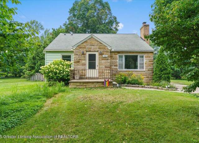 Property at 133 E Riverside St, Williamston, MI 48895, 3 beds, 2 baths