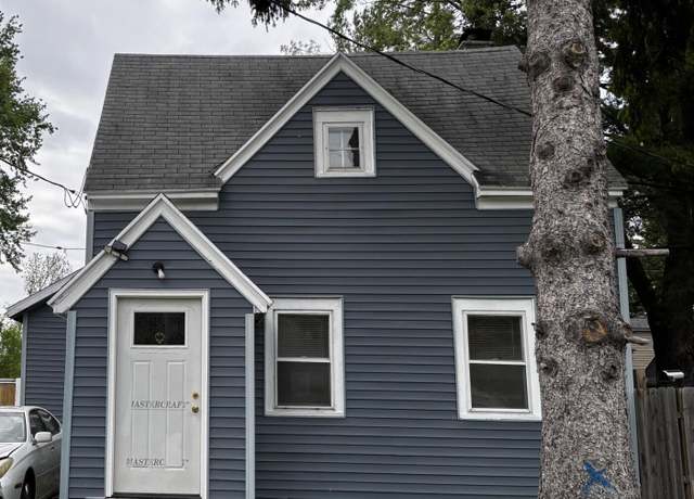 Property at 1916 W Jolly Rd, Lansing, MI 48910, 3 beds, 2 baths