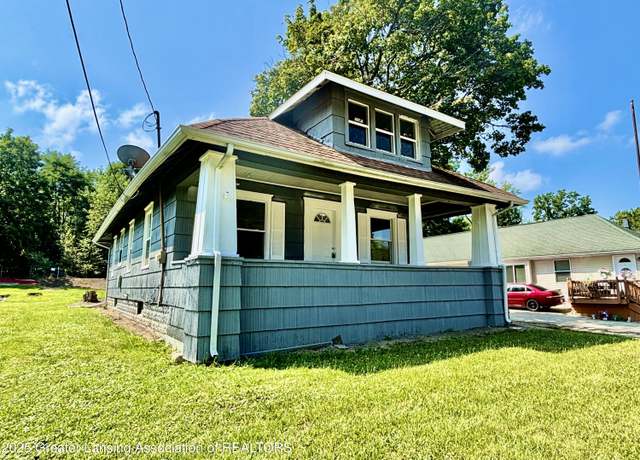 Property at 328 E Cavanaugh Rd, Lansing, MI 48910, 3 beds, 1.5 baths