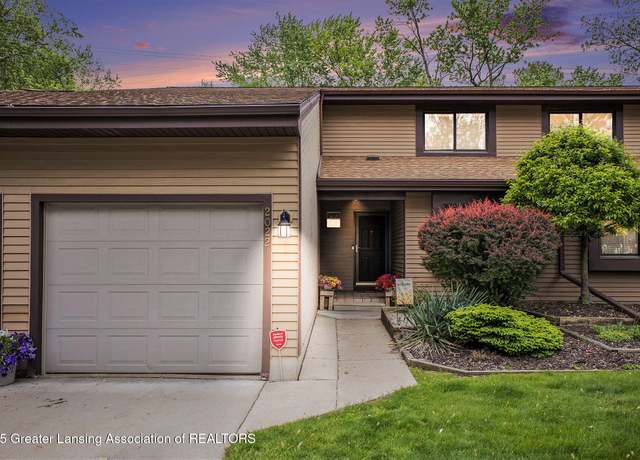 Property at 2022 Greenwich Ct, Lansing, MI 48910, 2 beds, 1.5 baths