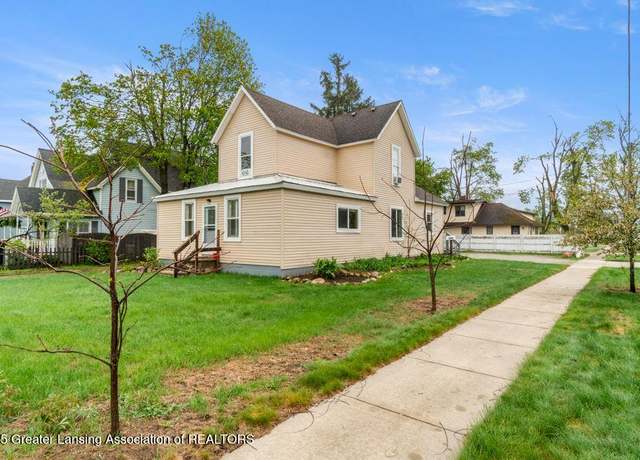 Property at 202 E 3rd St, Gaylord, MI 49735, 4 beds, 2 baths