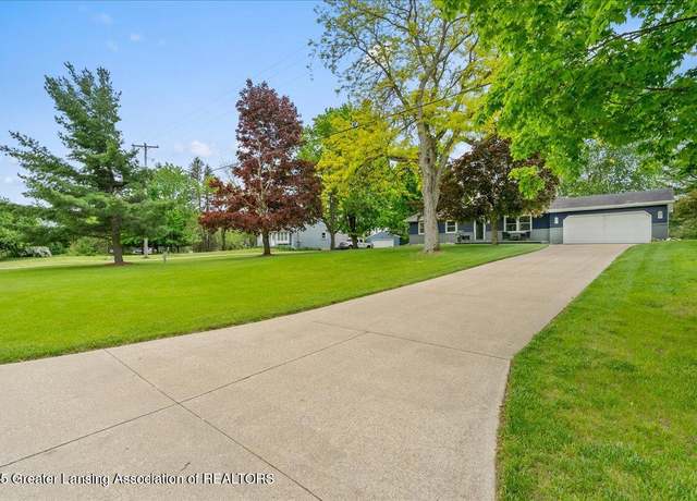 Property at 2805 N Stewart Rd, Charlotte, MI 48813, 3 beds, 2 baths