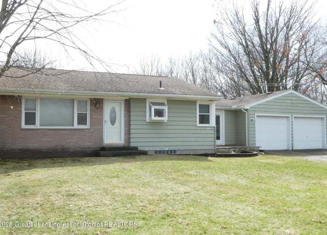Property at 6113 W Mount Hope Hwy, Lansing, MI 48917, 3 beds, 1 bath