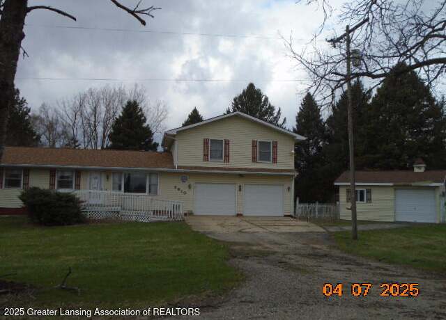 Property at 5910 W Saginaw Hwy, Sunfield, MI 48890, 2 beds, 1.5 baths