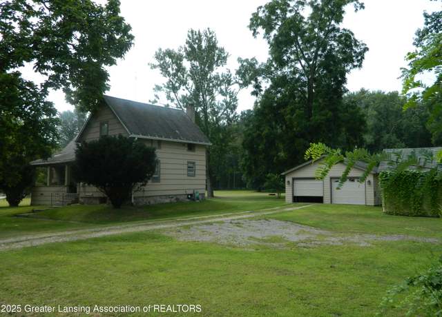 Property at 2437 Eifert Rd, Holt, MI 48842, 2 beds, 1 bath