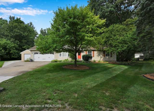 Property at 404 Gettysburg Dr, Lansing, MI 48917, 3 beds, 1.5 baths