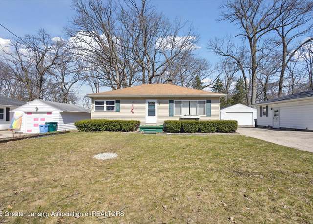 Property at 1724 Biltmore St, Lansing, MI 48906, 2 beds, 1.5 baths