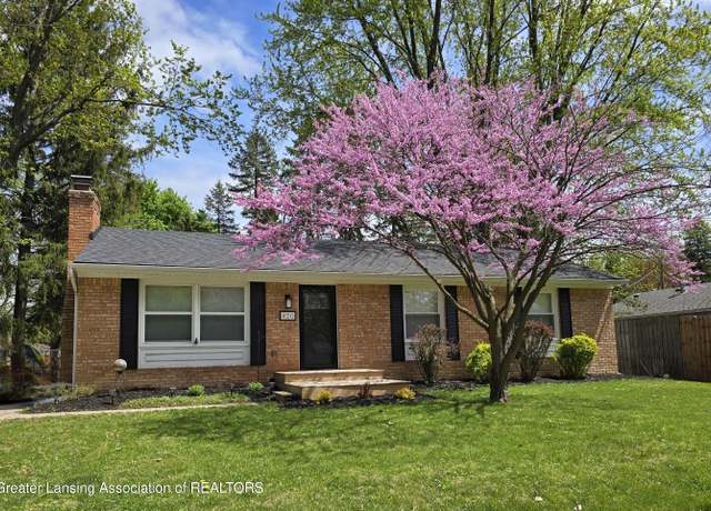Property at 420 John R St, East Lansing, MI 48823, 3 beds, 1.5 baths