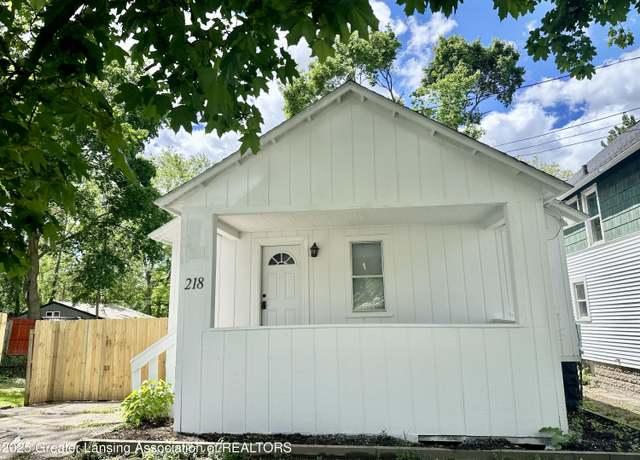 Property at 218 S Hayford Ave, Lansing, MI 48912, 4 beds, 1 bath