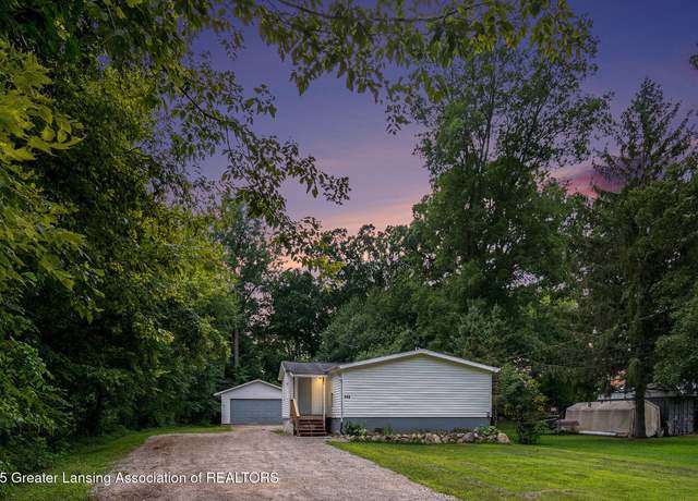 Property at 424 Haven St, Eaton Rapids, MI 48827, 3 beds, 2 baths