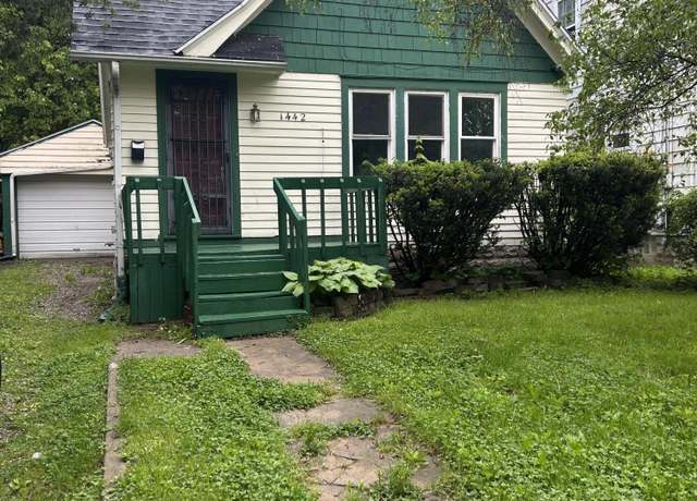 Property at 1442 Robertson Ave, Lansing, MI 48915, 2 beds, 1 bath