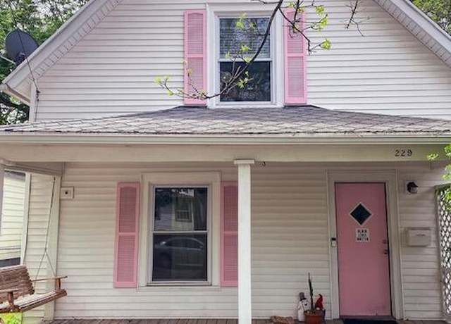 Property at 229 N Fairview Ave, Lansing, MI 48912, 3 beds, 1 bath