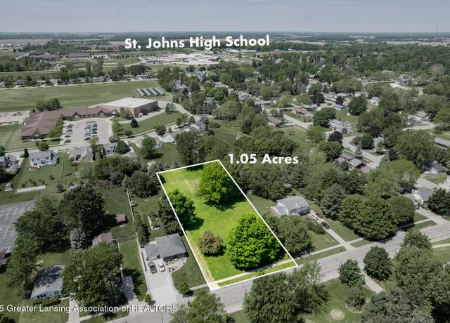 Property at 1304 S Oakland St, St. Johns, MI 48879