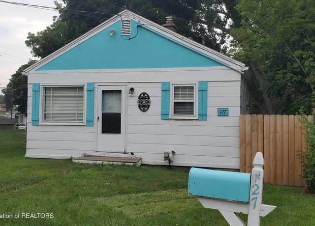 Property at 127 S Magnolia Ave, Lansing, MI 48912, 2 beds, 1 bath
