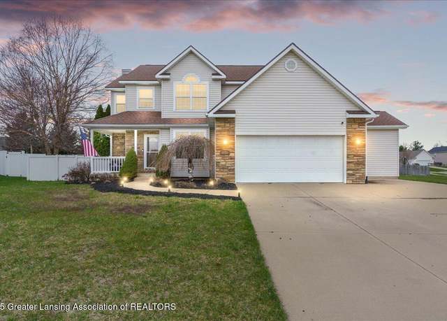 Property at 1851 Hollowbrook Dr, Holt, MI 48842, 5 beds, 3.5 baths