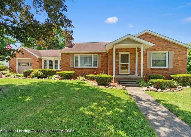 Property at 816 N Waterloo Ave, Jackson, MI 49202, 2 beds, 2 baths
