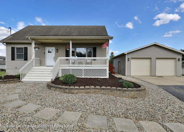 Property at 9099 Hollister Rd, Laingsburg, MI 48848, 3 beds, 2 baths