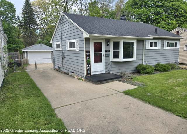 Property at 2032 Hillcrest St, Lansing, MI 48910, 3 beds, 1 bath