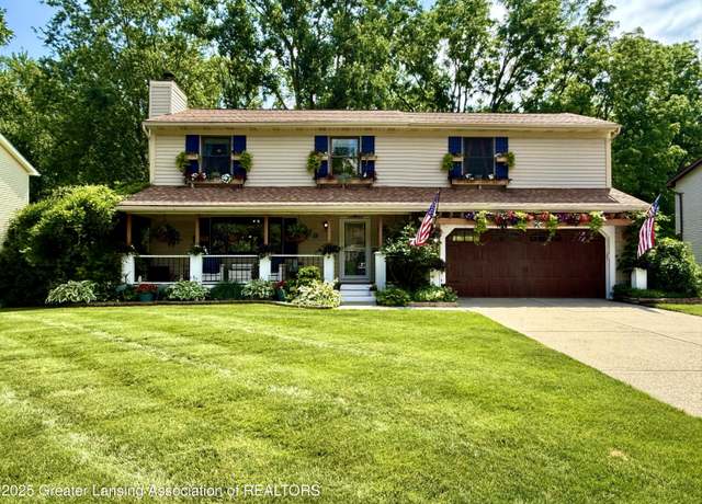 Property at 229 Williamsburg Rd, Lansing, MI 48917, 4 beds, 3.5 baths