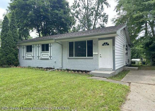 Property at 3814 Wedgewood Dr, Lansing, MI 48911, 3 beds, 2.5 baths