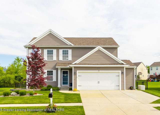 Property at 5940 Boxwood Ave, Holt, MI 48842, 3 beds, 2.5 baths