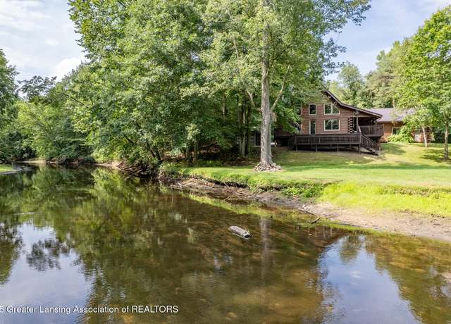Property at 7535 W Polk Rd, Sumner, MI 48889, 2 beds, 2 baths