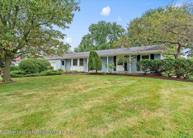 Property at 304 W Ledge Dr, Lansing, MI 48917, 3 beds, 2 baths
