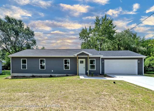 Property at 1429 Pierce Rd, Lansing, MI 48910, 3 beds, 2 baths