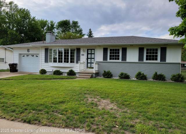 Property at 718 W Shepherd St, Charlotte, MI 48813, 3 beds, 1 bath