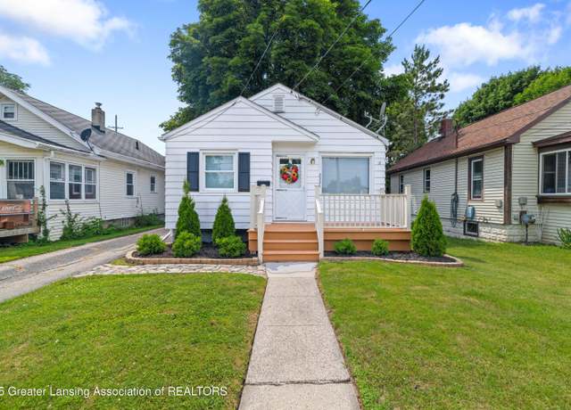 Property at 2324 Maplewood Ave, Lansing, MI 48910, 2 beds, 1 bath