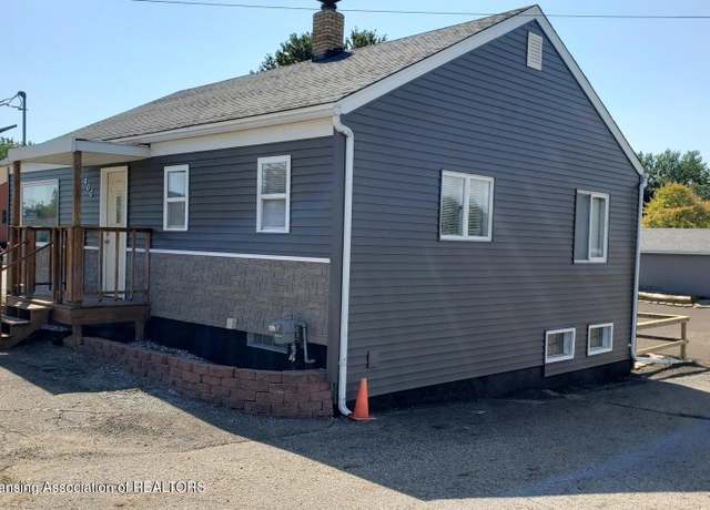 Property at 400 S Waverly Rd, Lansing, MI 48917, 2 beds, 2.5 baths