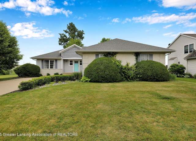 Property at 1634 Holbrook Dr, Holt, MI 48842, 5 beds, 3.5 baths