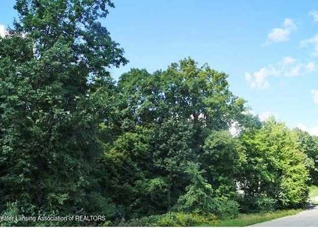 Property at 6393 Woodcliffe Ln, East Lansing, MI 48823