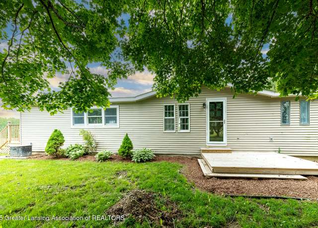 Property at 3230 Tomlinson Rd, Mason, MI 48854, 3 beds, 3 baths