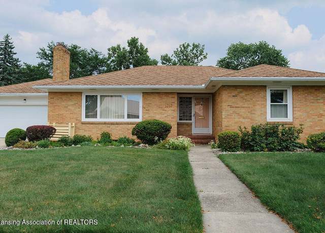 Property at 1717 Wellington Rd, Lansing, MI 48910, 3 beds, 2 baths
