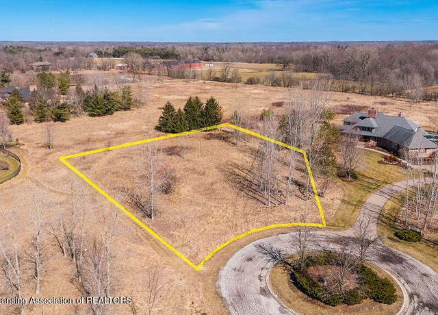 Property at 15 Skipper Ln, Okemos, MI 48864
