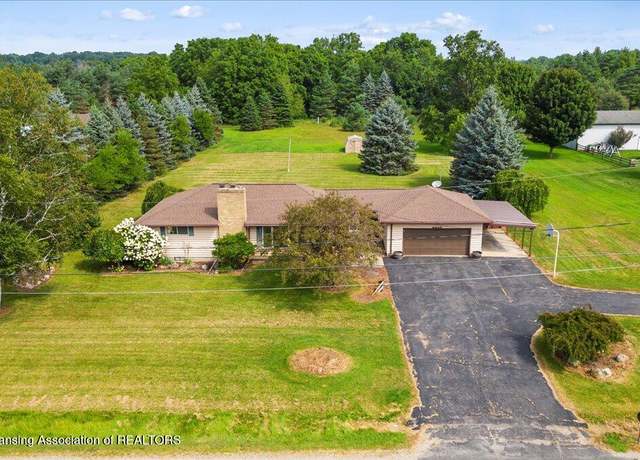 Property at 9855 E Vermontville Hwy, Dimondale, MI 48821, 3 beds, 1 bath